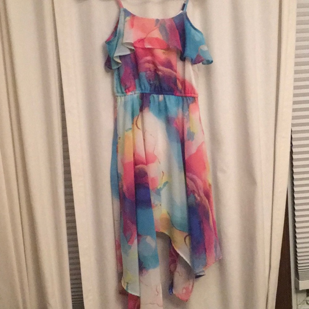 Handkerchief hem girls dress